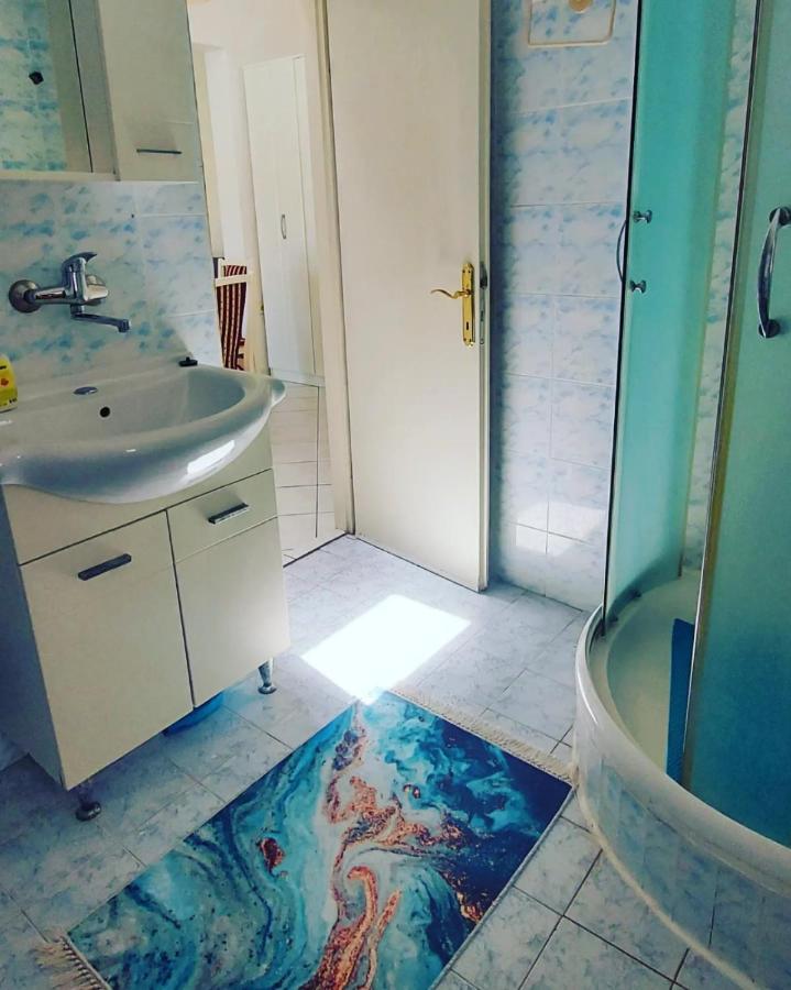 Apartment Bonus
