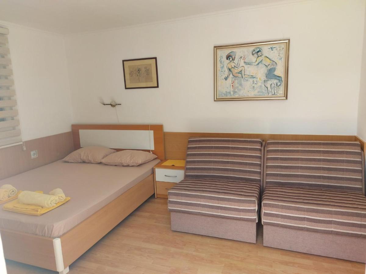 Bonus Apartment